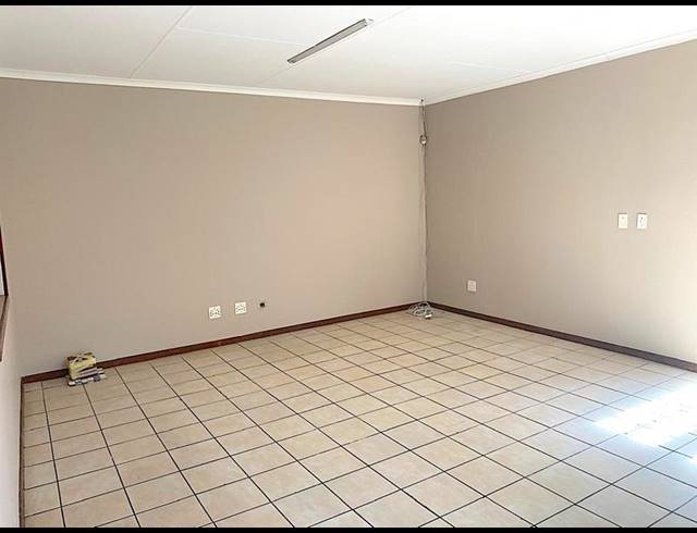 3 BEDROOM PROPERTY TO RENT IN ALBERTON NORTH